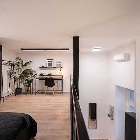 D24 - Historic Quarter Design Loft - Best Location By Bqa Boedapest Buitenkant foto
