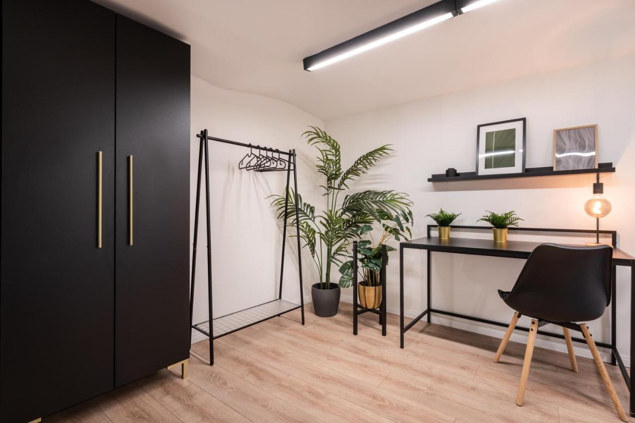 D24 - Historic Quarter Design Loft - Best Location By Bqa Boedapest Buitenkant foto