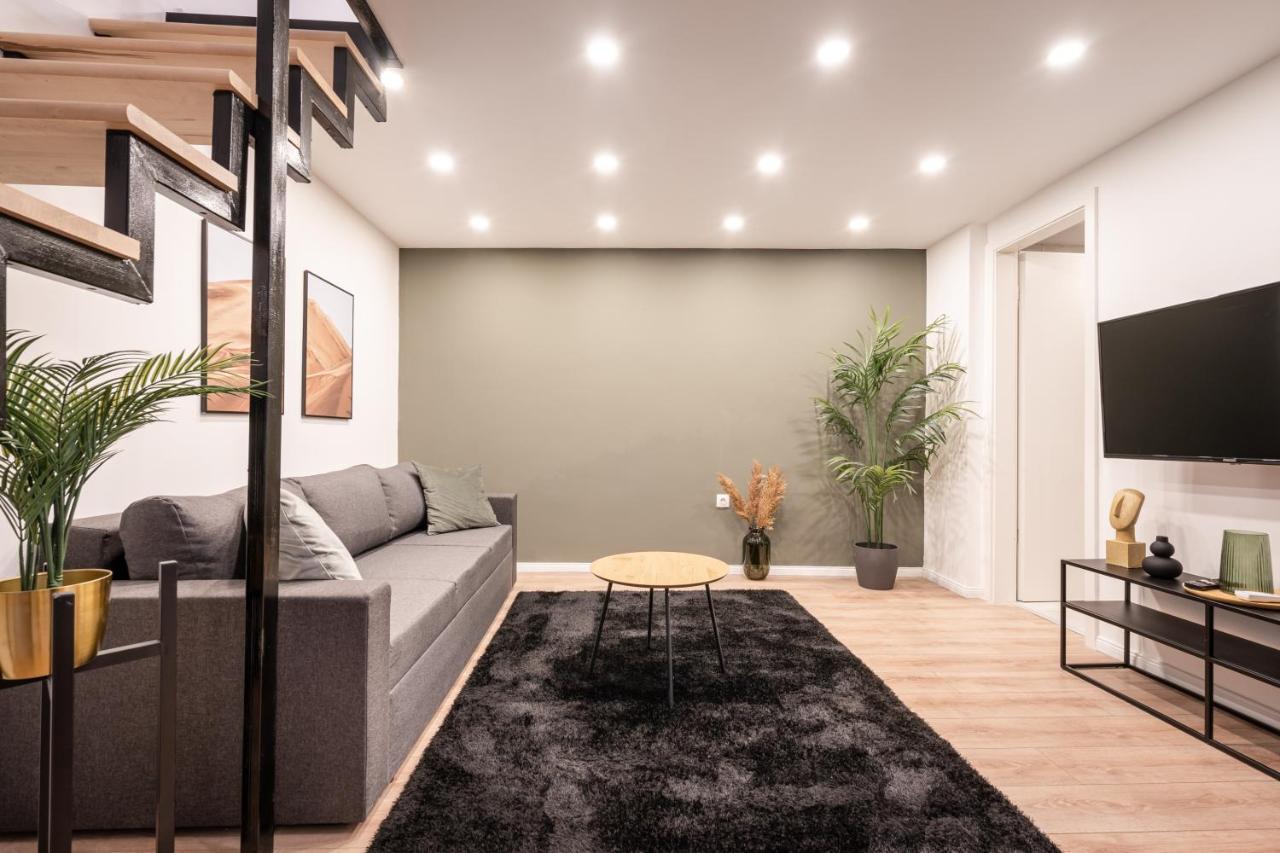 D24 - Historic Quarter Design Loft - Best Location By Bqa Boedapest Buitenkant foto
